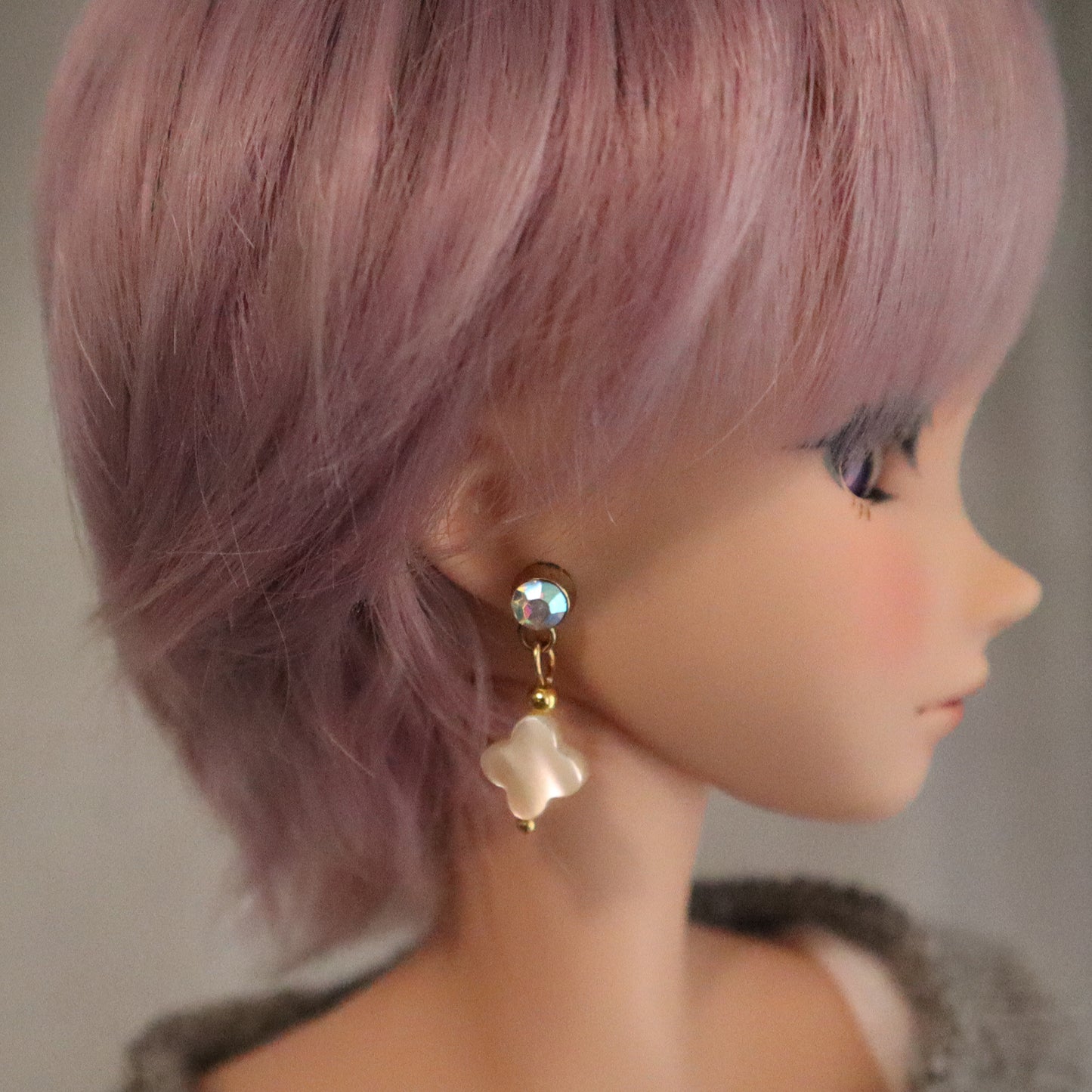 MOP Clover No-Hole Earrings for Vinyl