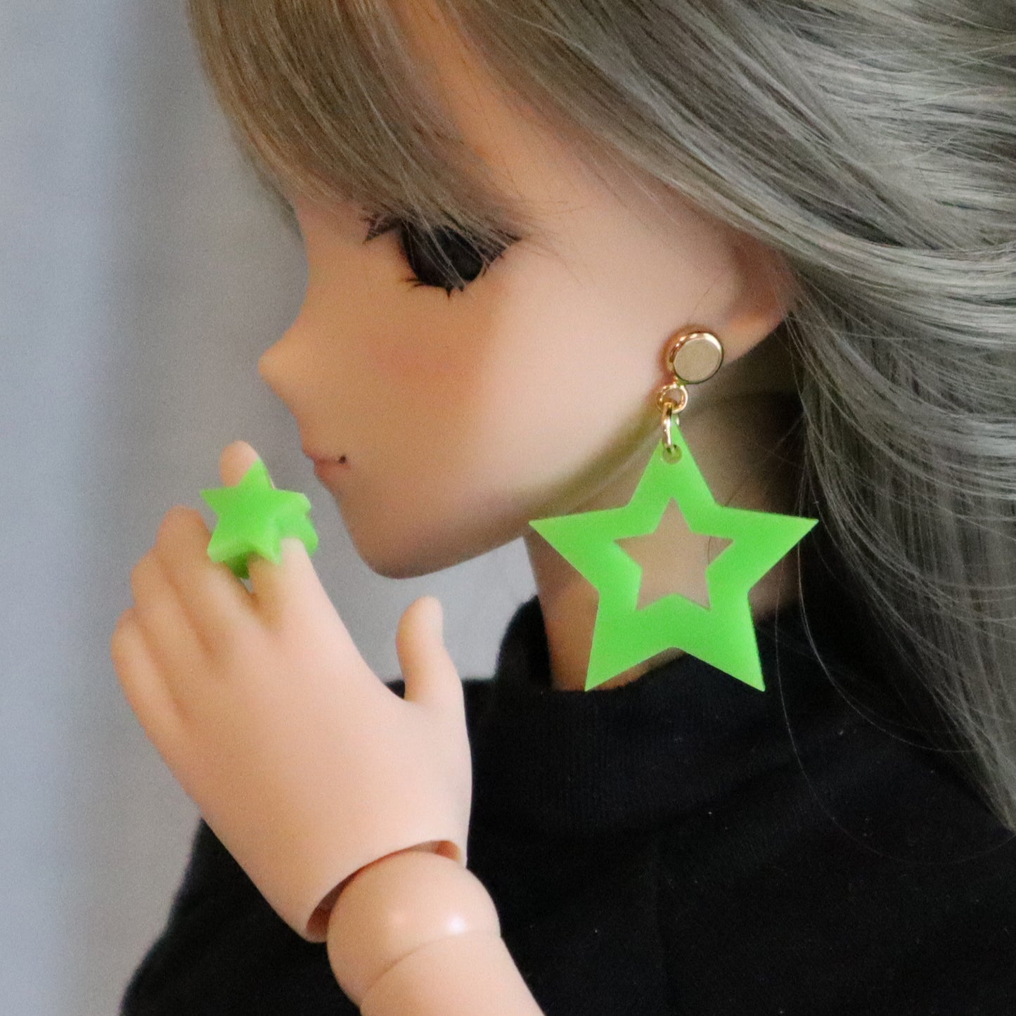 Bold Acrylic Green Star No-Hole Earrings and Bonus Ring