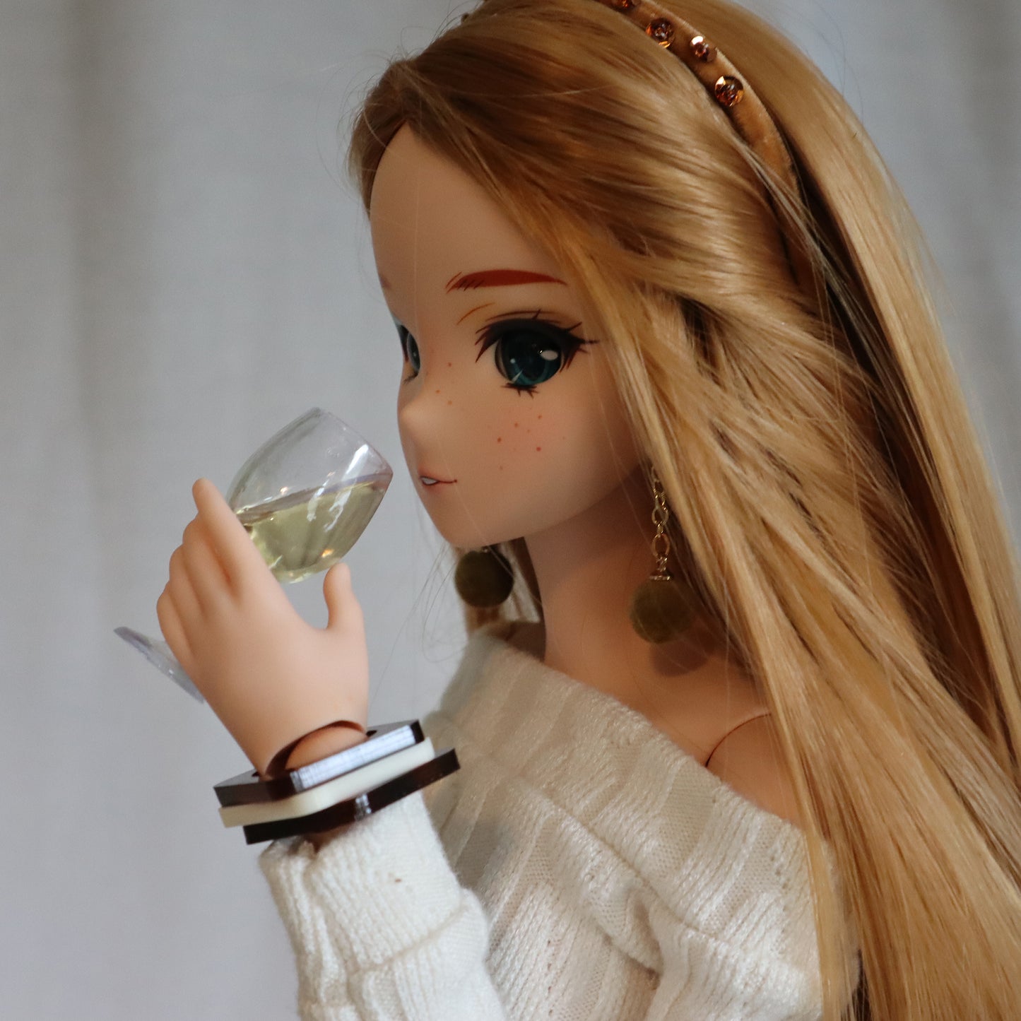 Wine & Wine Glasses Set or Individual Glasses  - White (Moscato) - 1/3 scaled prop set for BJD