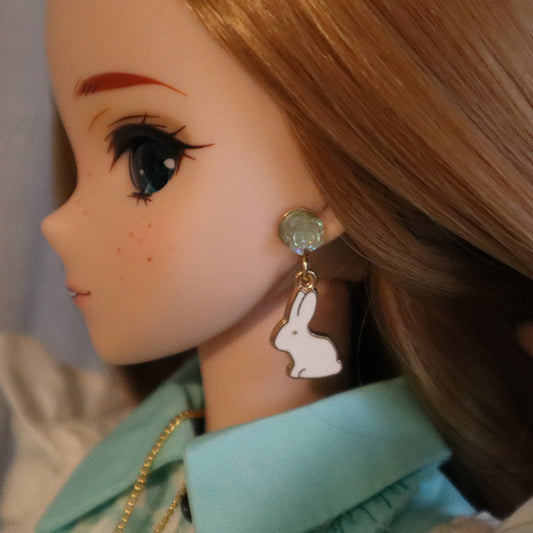 White Rabbit No-Hole Earrings for Vinyl BJDs
