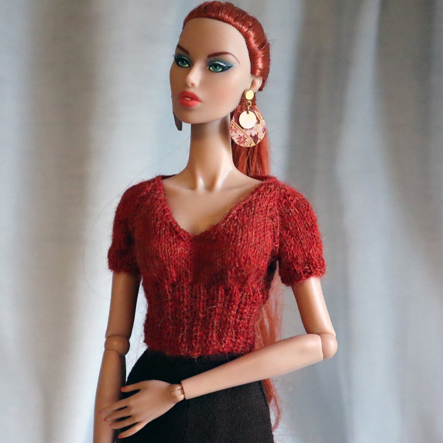 Pattern for 16-18 in. Fashion Doll - Grace V Neck Pullover