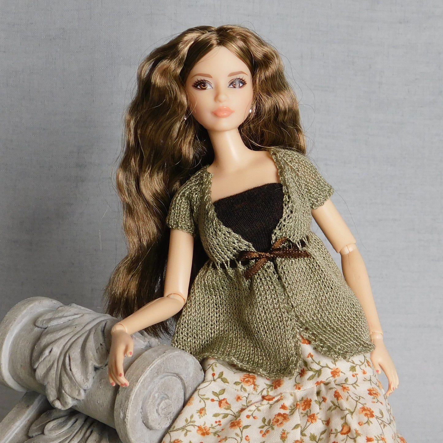 Fit n Flair Cardigan for Fashion Dolls - Digital Knitting Pattern