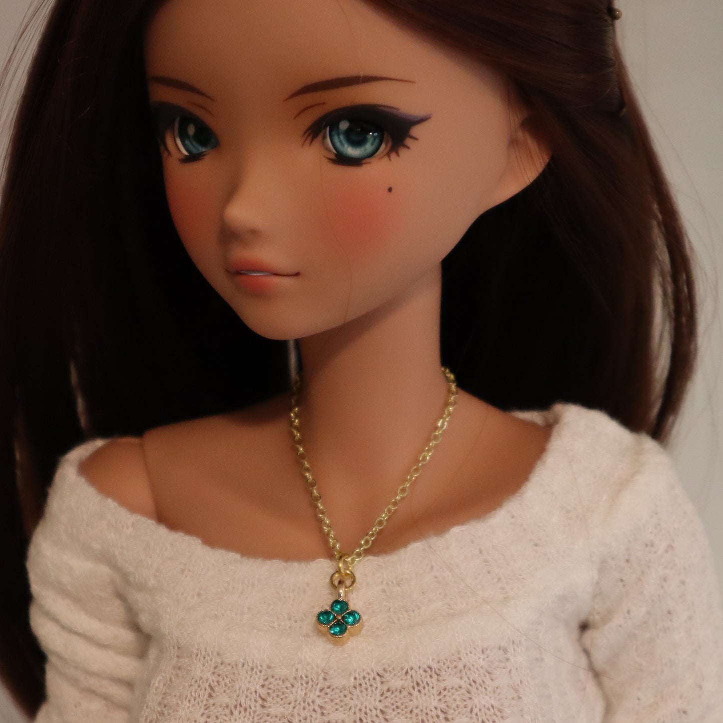 Jeweled Clover Magnetic Clasp Necklace - 4 colors