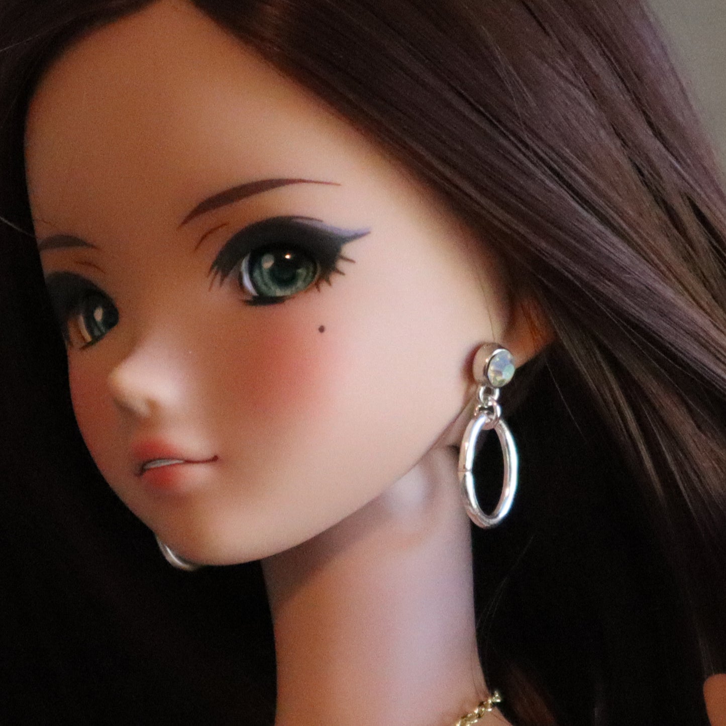 No-Hole Earring for Vinyl Dolls  - Med. Crystal Accented Oval, Silver