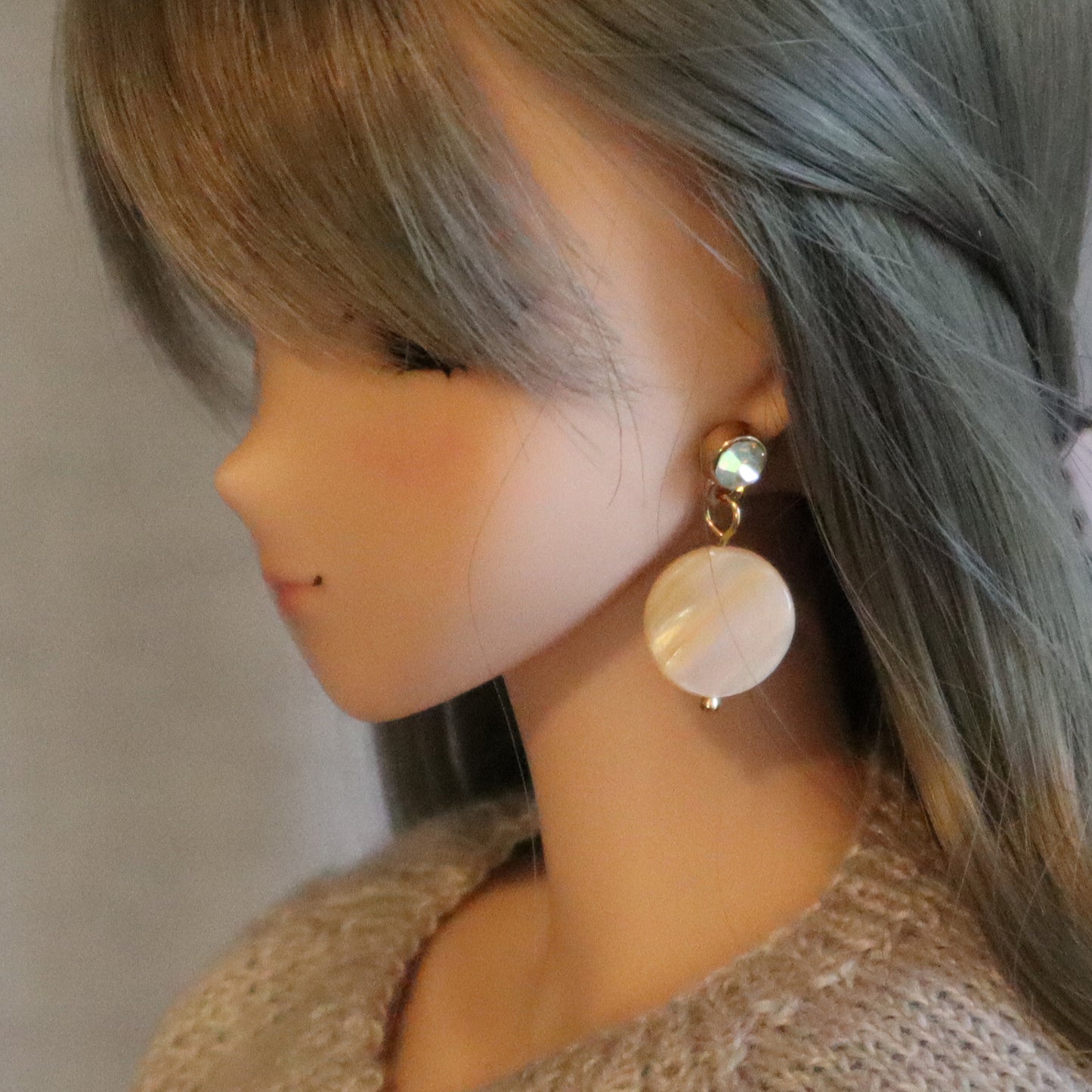No-Hole Earrings for Vinyl Dolls - Mother of Pearl Discs (Moon or Tiger)