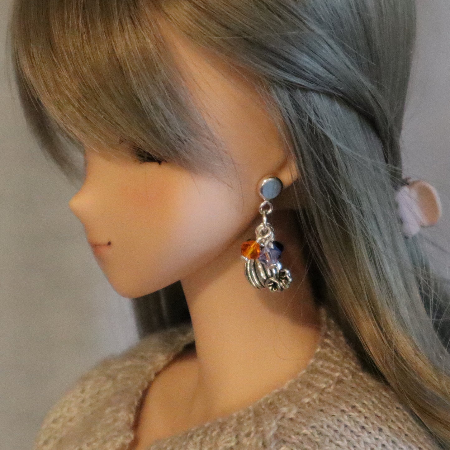 No-Hole Earrings for Vinyl Doll - Silver Crystal Pumpkin