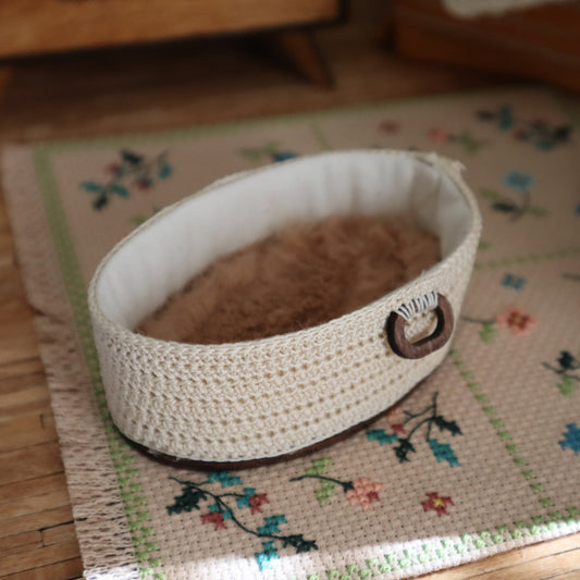 Mini Baby Bassinet Kit & Pattern for Mini Babies (1:12-1:6 scale)