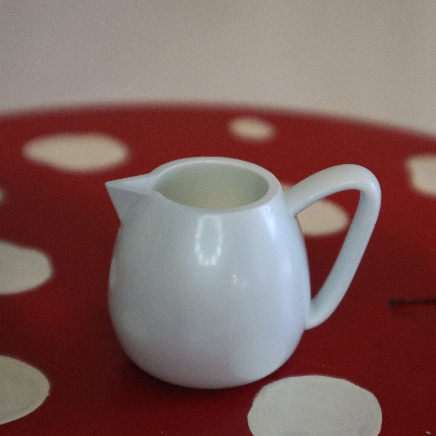 MDCC 2025 Exclusive Pearl Finish Teaset Prop for 1/3 scale Dolls